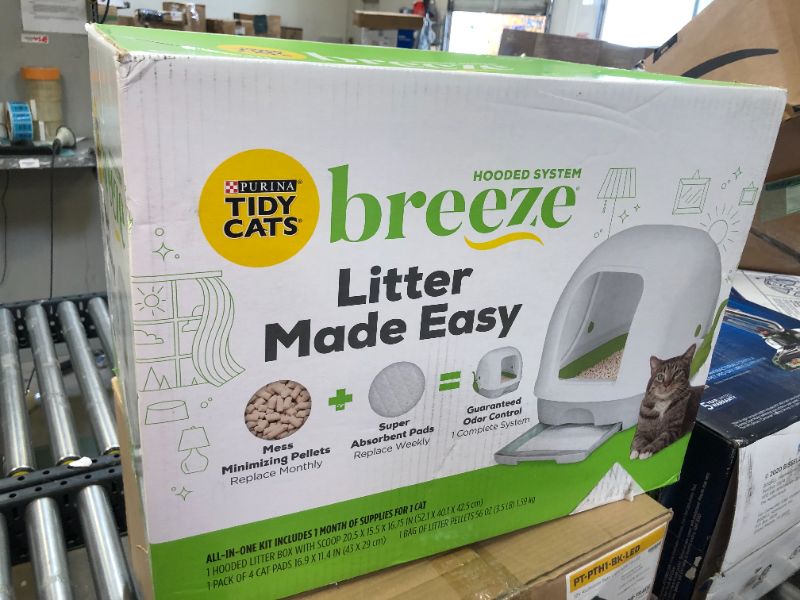 Photo 2 of Tidy Cats Breeze Hooded Cat Litter Box System