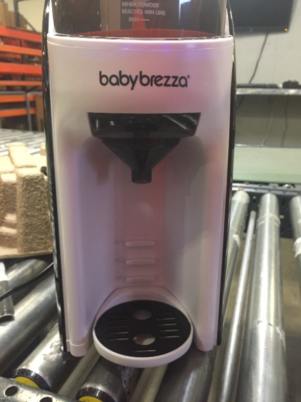 Photo 3 of Baby Brezza New and Improved Formula Pro Advanced Dispenser Machine