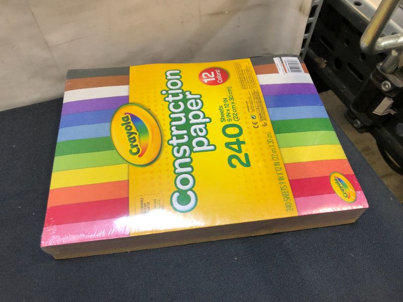 Photo 2 of Crayola 240-Sheet Construction Paper 12-Color

