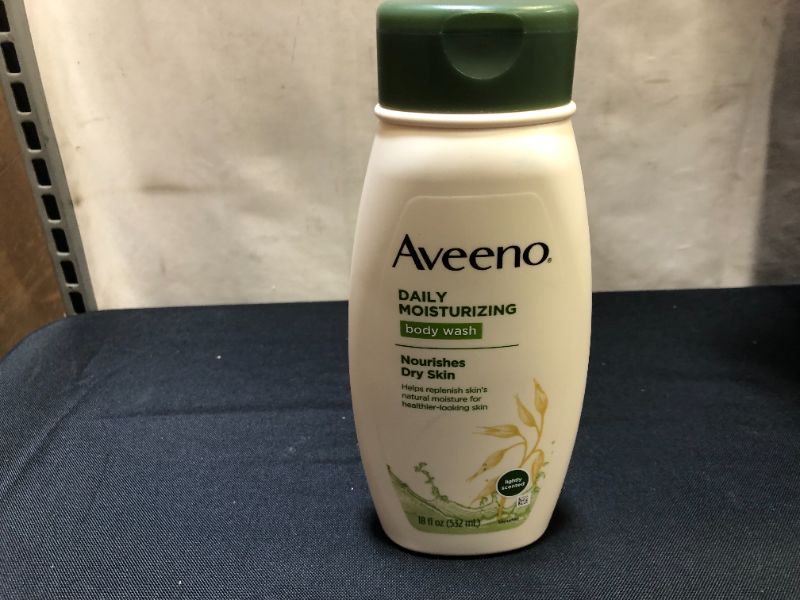 Photo 2 of Aveeno Active Naturals Daily Moisturizing Body Wash With Natural Oatmeal
