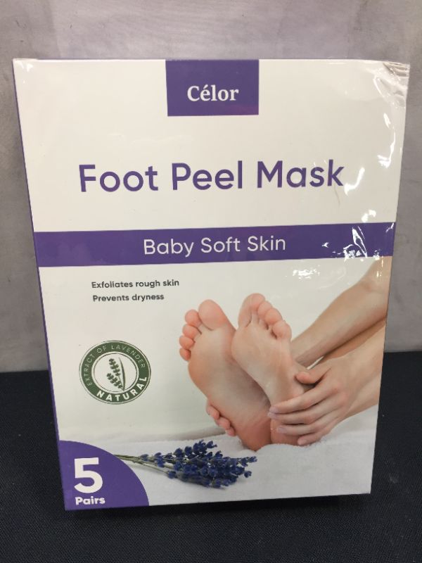 Photo 2 of ??Foot Peel Mask (5 Pairs) - Foot Mask for Baby soft skin - Remove Dead Skin | Foot Spa Foot Care for women Peel Mask with Lavender and Aloe Vera Gel for Men and Women Feet Peeling Mask Exfoliating EXP- 05/2023
