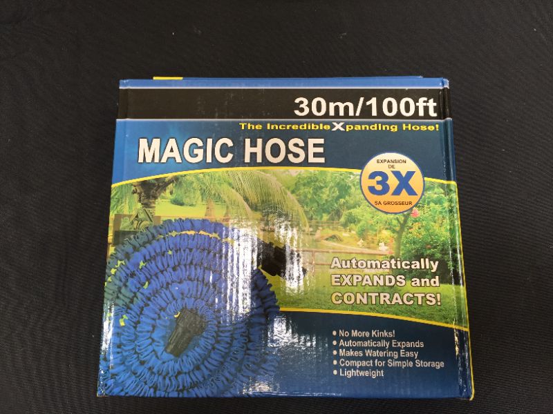 Photo 2 of 100FT / 150FT / 200FT Magic Stretch Flexible Expandable 3 x Expanding Garden Hose Pipe Natural Triple Layer Light Weight Non Kink with 7 Setting Professional Water Spray Nozzle (100FT)
