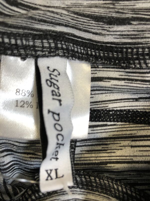 Photo 1 of womens leggins color black and grey size extra large 