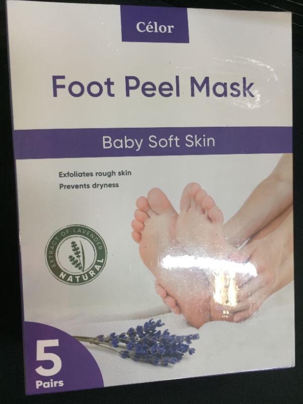 Photo 2 of ??Foot Peel Mask (5 Pairs) - Foot Mask for Baby soft skin - Remove Dead Skin | Foot Spa Foot Care for women Peel Mask with Lavender and Aloe Vera Gel for Men and Women Feet Peeling Mask Exfoliating
