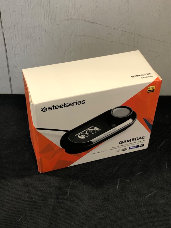 Photo 2 of SteelSeries GameDAC Certified Hi-Res Gaming DAC and Amp for PS4 and PC - Not Machine Specific FACTORY SEALED 

