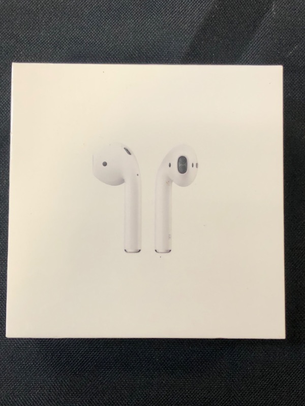 Photo 2 of Apple AirPods (2nd Generation)
