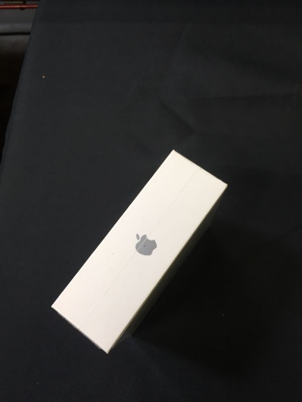 Photo 5 of Apple AirPods (2nd Generation)
(factory sealed)