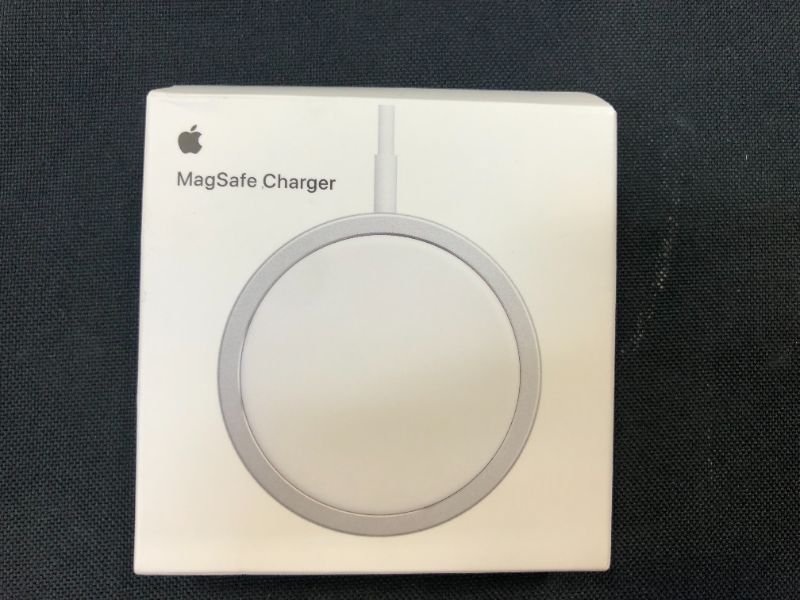 Photo 4 of Apple MagSafe Charger