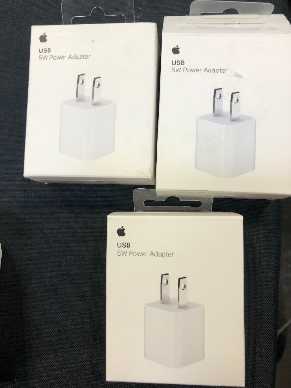 Photo 2 of Apple 5W USB Power Adapter-3 pack