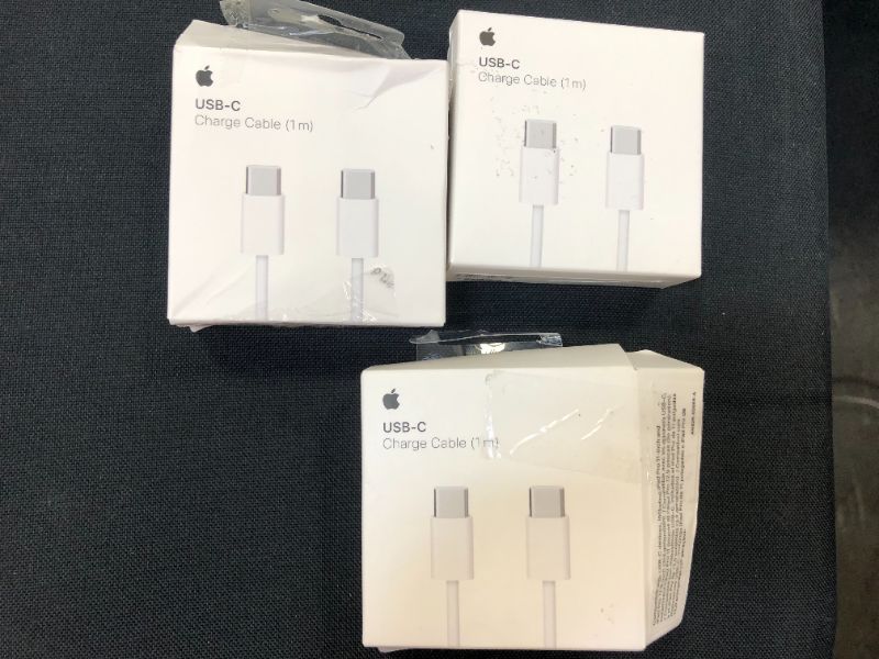 Photo 3 of Apple USB-C Charge Cable (1m) 3pack