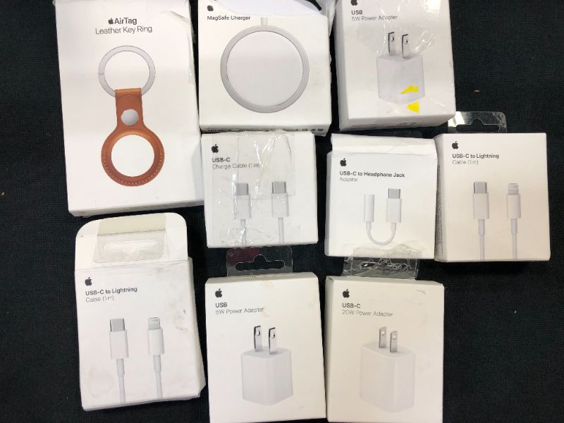 Photo 1 of Miscellaneous Apple items different Models-- SOLD AS IS 
