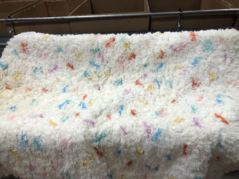 Photo 3 of 4'x5'6" Sprinkle Rug - Pillowfort