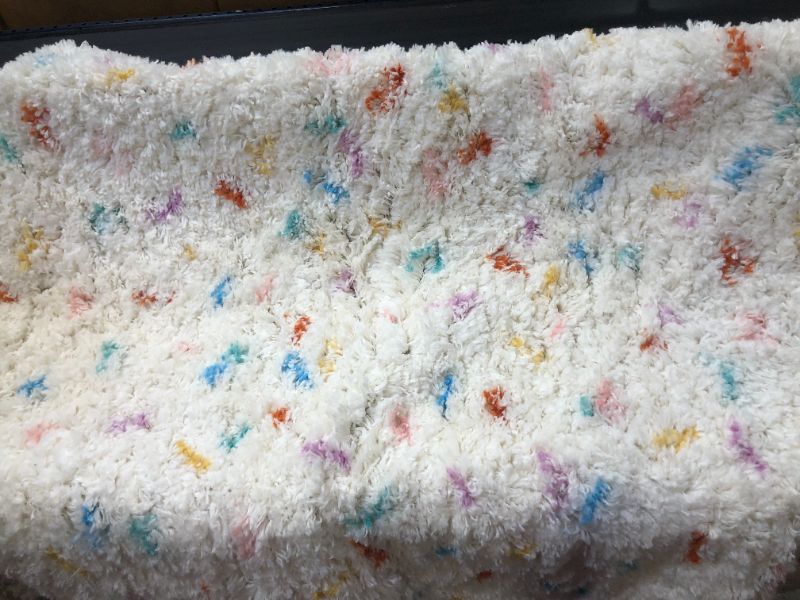 Photo 2 of 4'x5'6" Sprinkle Rug - Pillowfort