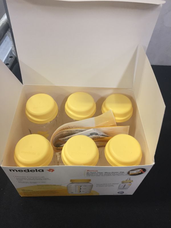 Photo 2 of Medela Breastmilk Collection & Storage Bottle Set
