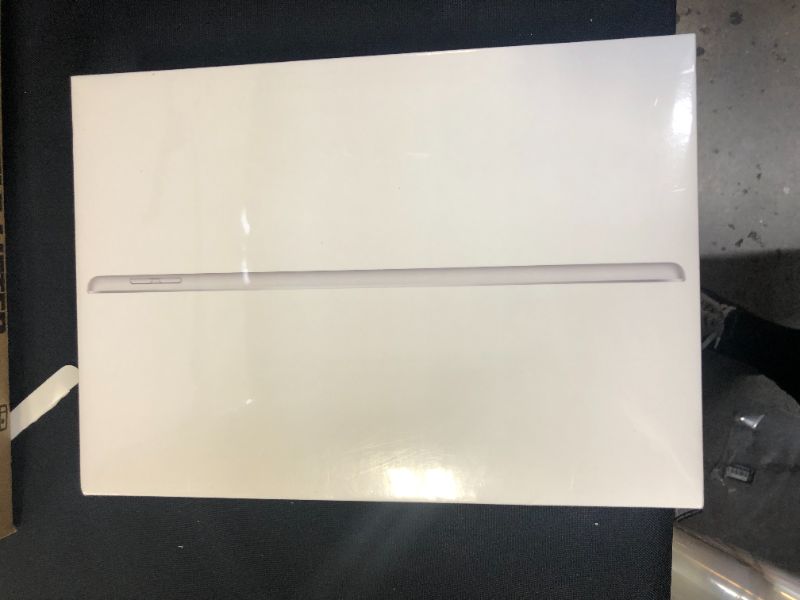 Photo 2 of 2021 Apple 10.2-inch iPad (Wi-Fi, 64GB) - Silver
