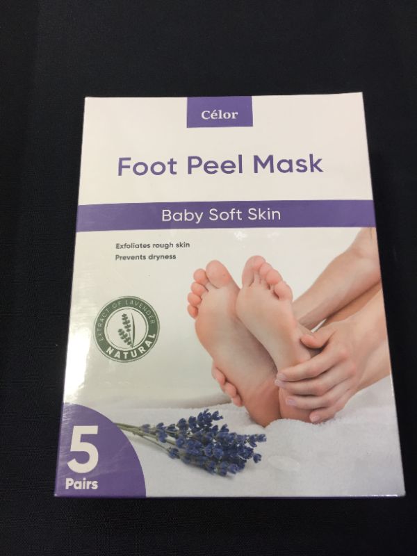 Photo 2 of ??Foot Peel Mask (2 Pairs) - Foot Mask for Baby soft skin - Remove Dead Skin | Foot Spa Foot Care for women Peel Mask with Lavender and Aloe Vera Gel for Men and Women Feet Peeling Mask Exfoliating
2 Pair (Pack of 1)