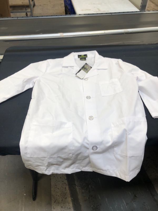 Photo 2 of Childrens Unisex Lab coat size 7 

