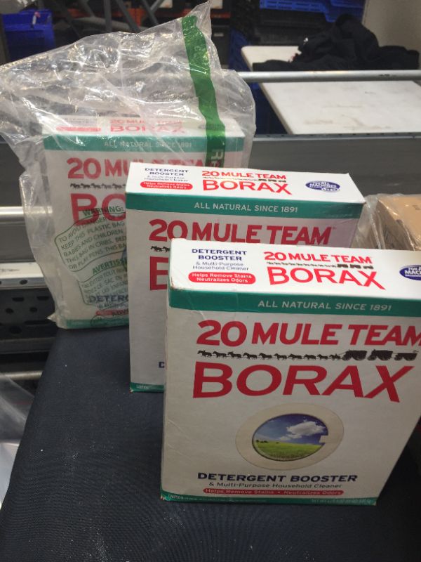 Photo 2 of 20 Mule Team Borax All Natural Laundry Detergent Booster and Multi-Purpose House ( 3 boxes ) ( one box is slightly opened - still majority full ) 