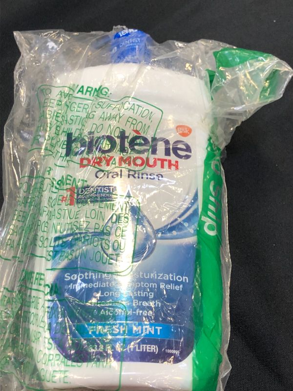 Photo 1 of Biotene Oral Rinse Mouthwash for Dry Mouth, Breath Freshener and Dry Mouth Treatment, Fresh Mint - 33.8 fl oz
EXP 11/06/2023