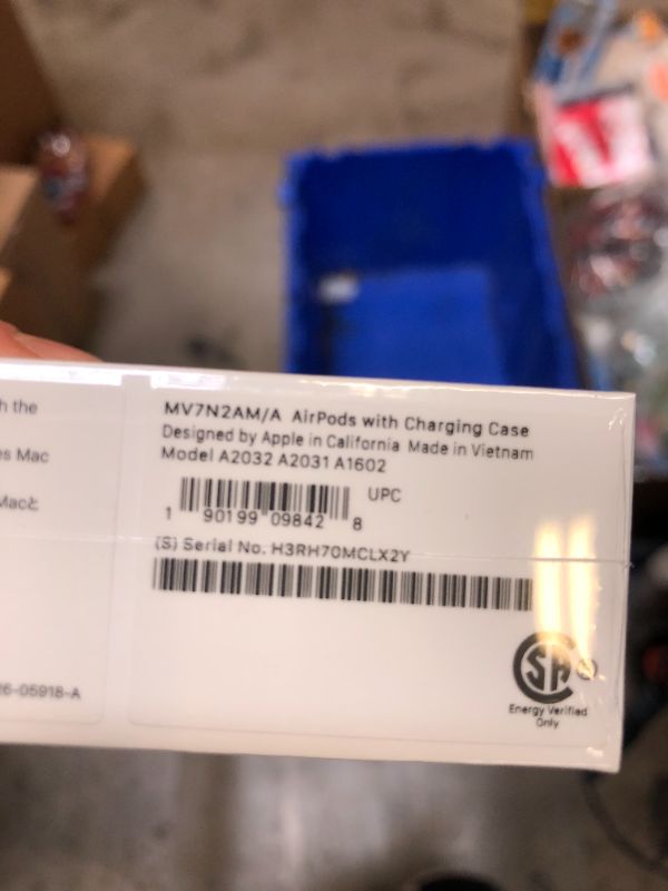 Photo 1 of Apple AirPods (2nd Generation)