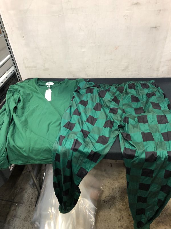 Photo 1 of Irevial family pajamas set mens nightwear green size s