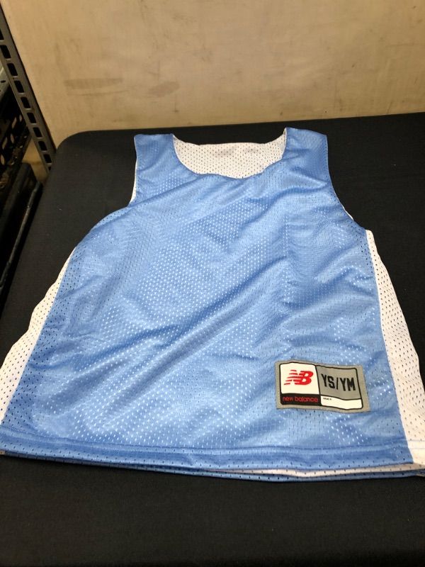 Photo 1 of New balance practice jersey ( youth , small ) 