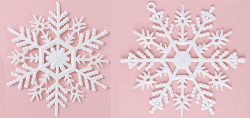 Photo 1 of 40pcs Plastic Christmas Glitter Snowflake, White Christmas Tree Decorations Xmas Winter Hanging Plastic Snow Flakes Ornaments for Wedding Holiday Party Home Decor 4 Inch