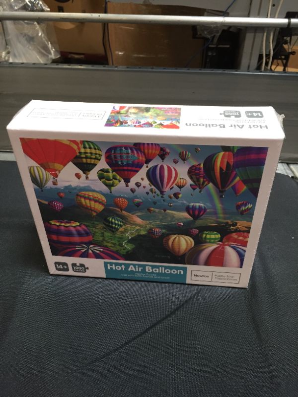 Photo 2 of Newtion 1000 PCS 30" x 20" Jigsaw Puzzles (Hot Air Balloon)