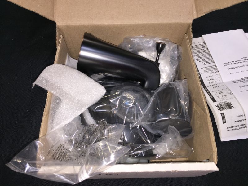 Photo 3 of Delta Faucet Windemere Single-Function Tub and Shower Trim Kit with Single-Spray Shower Head, Oil Rubbed Bronze BT14496-OB (Valve Not Included)
