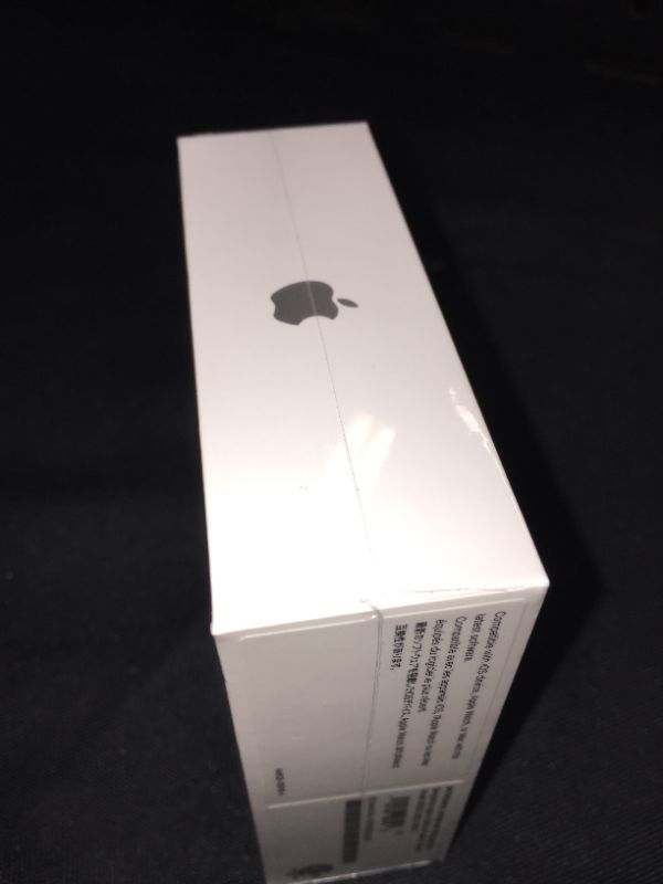 Photo 1 of AirPods (2nd generation)
