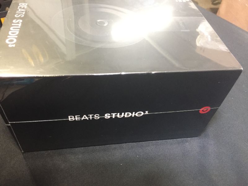 Photo 4 of Beats Studio3 Wireless Noise Cancelling Over-Ear Headphones - Apple W1 Headphone Chip, Class 1 Bluetooth, 22 Hours of Listening Time, Built-in Microphone - Matte Black (Latest Model)
