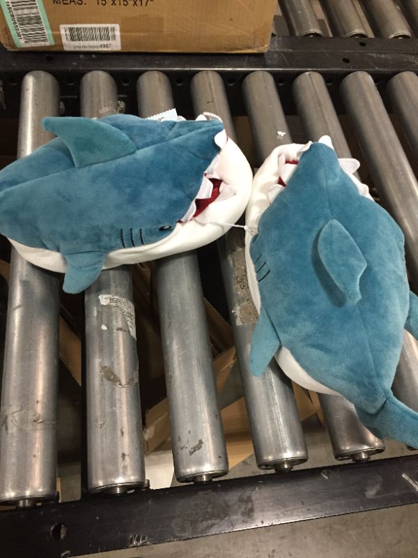 Photo 1 of Boys' Knox Shark Slippers - Cat & Jack™ Blue
SIZE 6/XL