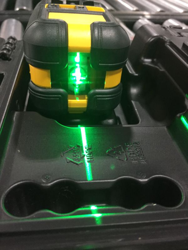 Photo 3 of 55 ft. Green Self-Leveling Cross Line Laser Level with (2) AA Batteries & Case
