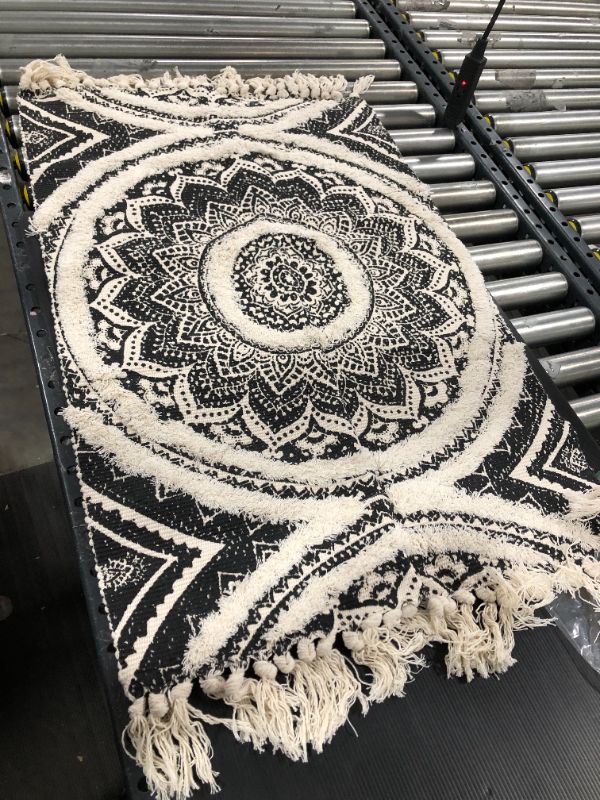 Photo 1 of 60X90 Area Rug (Black/white)