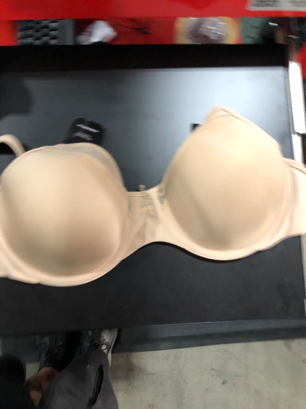 Photo 2 of Bali Women's Neckline Underwire Bra 38B 