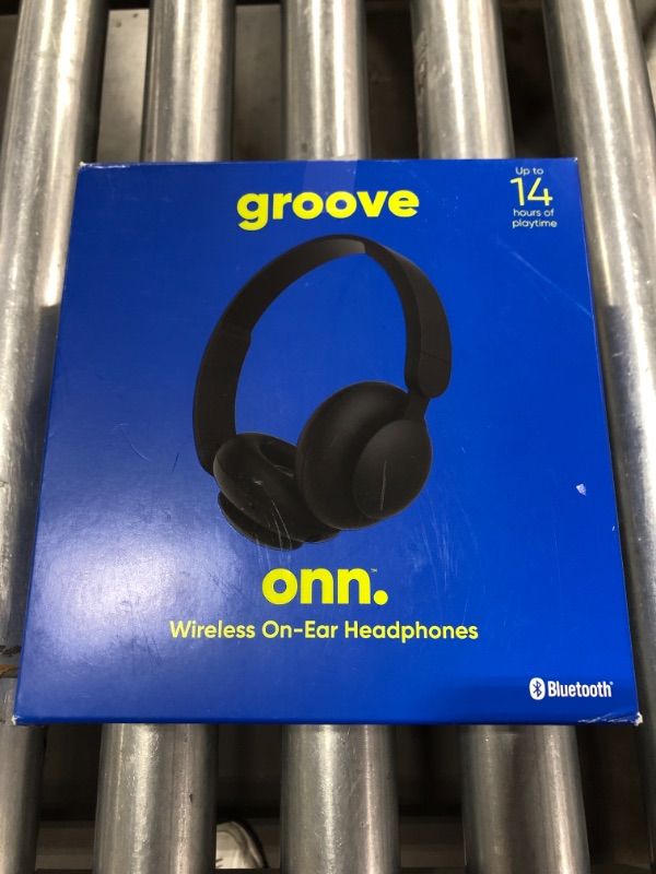 Photo 2 of Onn. Bluetooth on-Ear Headphones, Black. OPEN BOX. PRIOR USE.