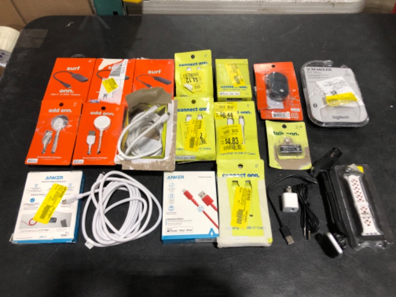 Photo 1 of VARIOUS SMART DEVICE AND CONSUMER ELECTRONICS ACCESSORIES. CHARGERS, CABLES, HDMI... LOT OF 22 ITEMS. OPEN BOX.