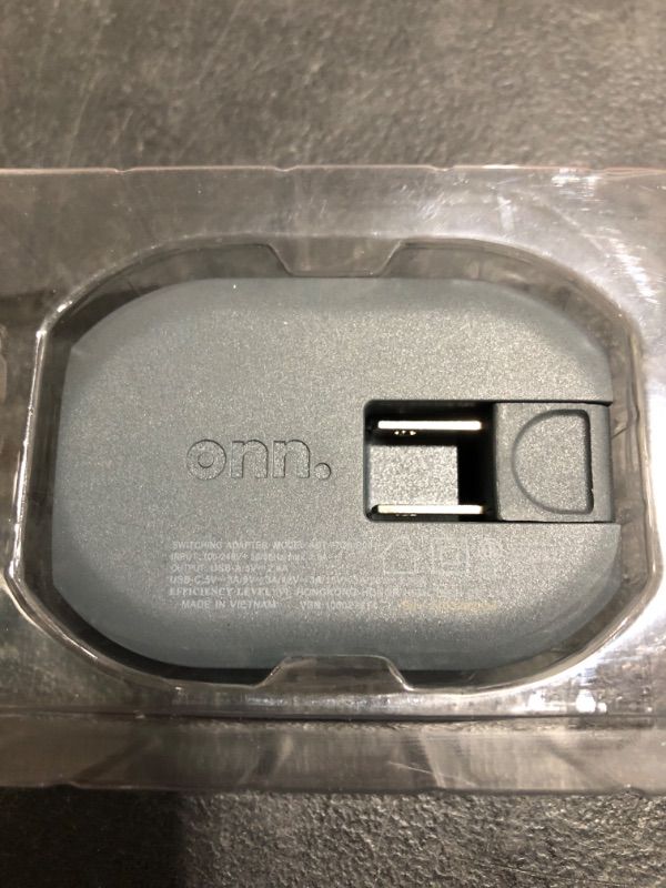 Photo 3 of Onn. Dual-Port Laptop Charger USB/USB-C with Power Delivery. NEW OPEN BOX.