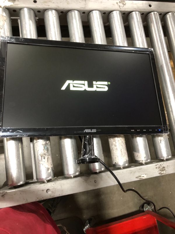 Photo 2 of ASUS VS207T-P 19.5" HD+ 1600x900 DVI VGA Back-lit LED Monitor,Black MISSING POWER CORD AND BUTTONS NOT RESPONSIVE SELLING FOR PARTS
