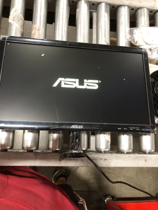 Photo 2 of ASUS VS207T-P 19.5" HD+ 1600x900 DVI VGA Back-lit LED Monitor,Black MISSING POWER CORD AND BUTTONS NOT RESPONSIVE SELLING FOR PARTS
