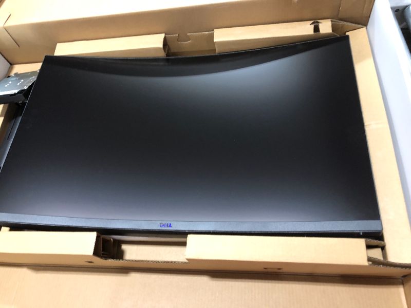 Photo 2 of Dell S3222HG 32-inch 165Hz Curved Gaming Monitor - Full HD (1920 x 1080) Display, 1800R Curvature, AMD FreeSync, 4ms Grey-to-Grey Response Time (Super Fast Mode), 16.7 Million Colors - Black
