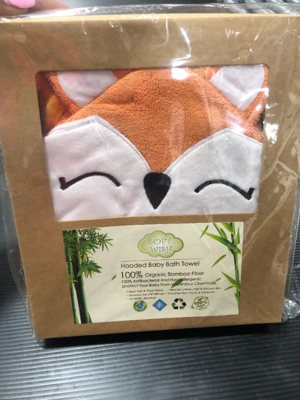 Photo 2 of Fox Style Bamboo Baby Hooded Bath Towel & Washing Glove Set - Size 40x28”, Soft and Comfortable, Ultra Absorbent, 100% Natural for Baby (Orange)
