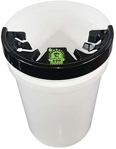Photo 1 of Diamond Foil DeBudder Bucket Lid
DOES NOT INCLUDE BUCKET.