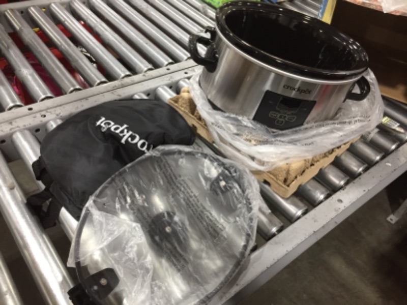 Photo 1 of Crock-Pot 7-Quart Easy Clean Slow Cooker with Locking Lid
