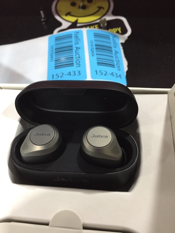 Photo 2 of Jabra - Elite 85t True Wireless Advanced Active Noise Cancelling Earbuds - Titanium Black
