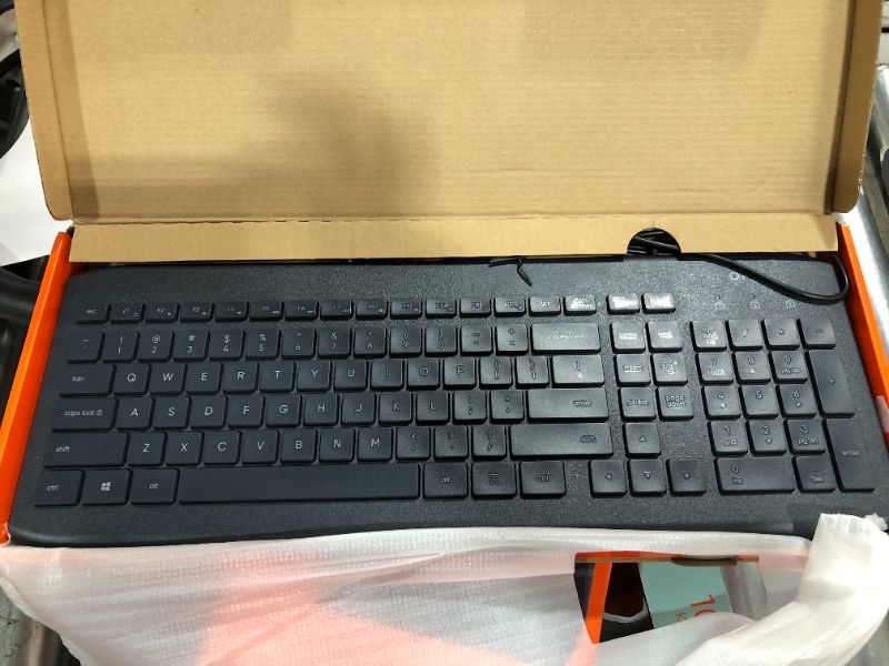 Photo 2 of onn. USB Computer Keyboard with 104-Keys, 5 ft Cable, Windows and Mac compatible
