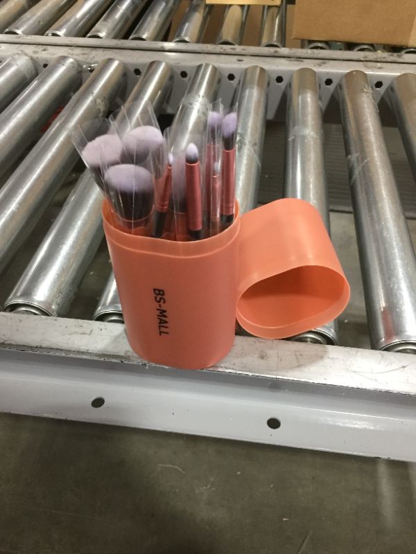Photo 2 of BS-MALL Makeup Brushes set. Comes with 8 pieces
