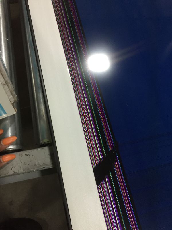 Photo 3 of Samsung 55" Class Q60A QLED 4K Smart TV in Titan Grey (2021)
CRACKED SCREEN