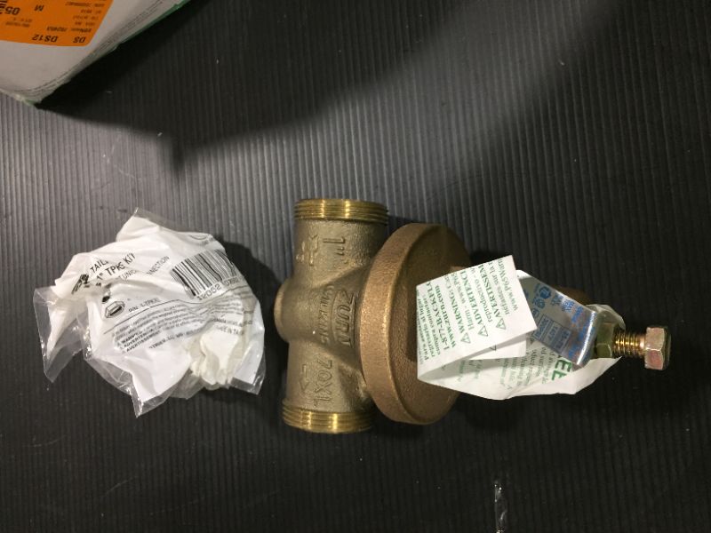 Photo 1 of 3/4 in. Brass FPT x FPT Water Pressure Reducing Valve
