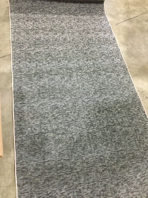 Photo 1 of 4 x 8 gray rug